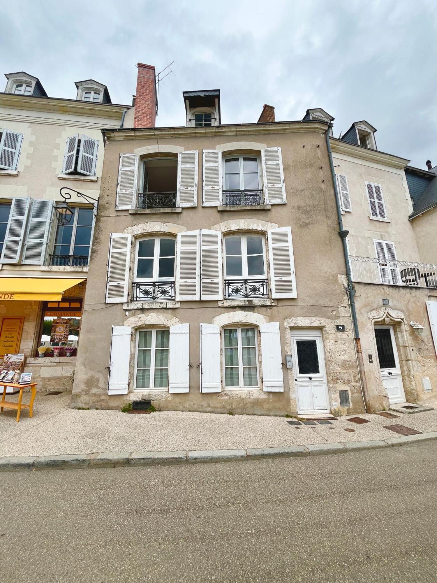 La Place Du Chateau - Vue Exceptionnelle Sur Le Chateau De Blois Extérieur photo